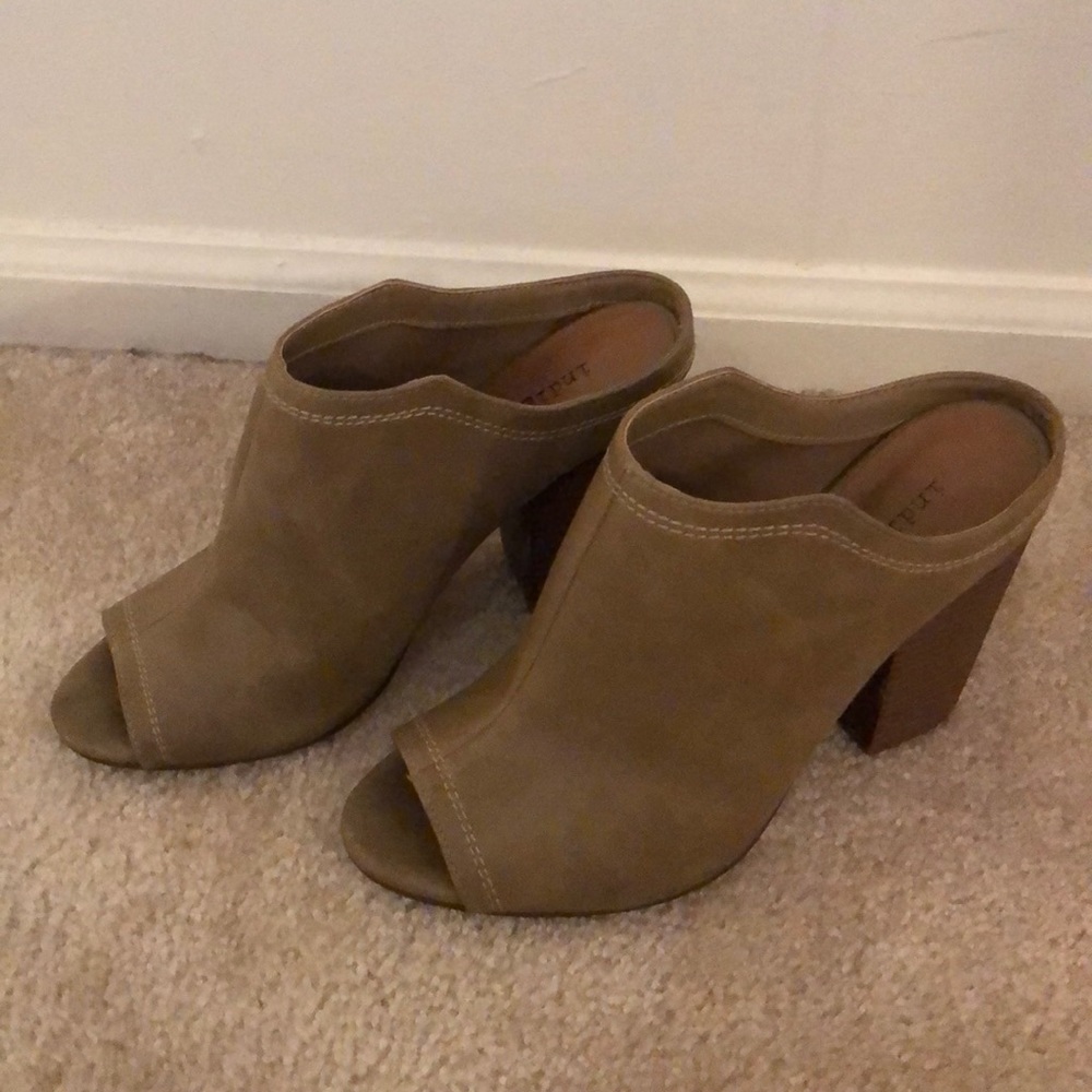 Tan heels